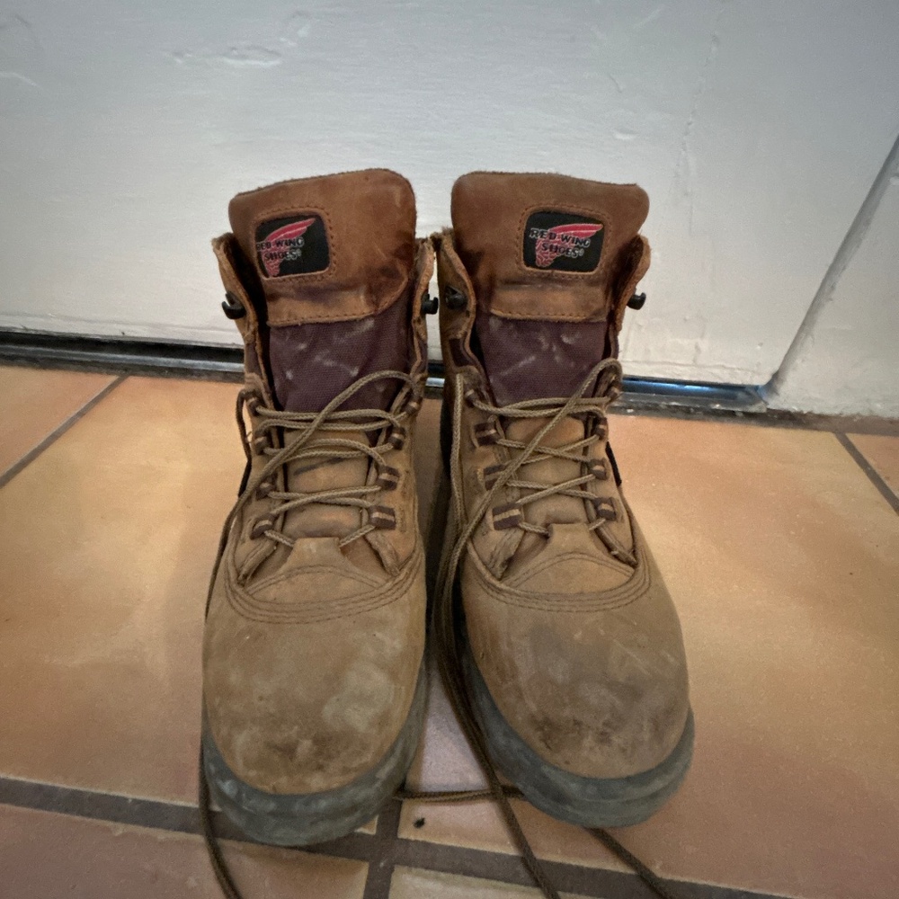 Women's Red Wing steel toe work boots